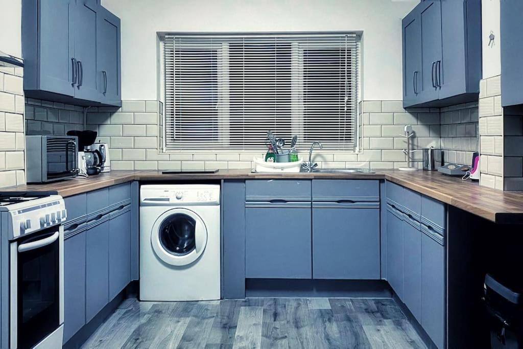 Urban Music Style Townhouse In Swansea City Center Dış mekan fotoğraf