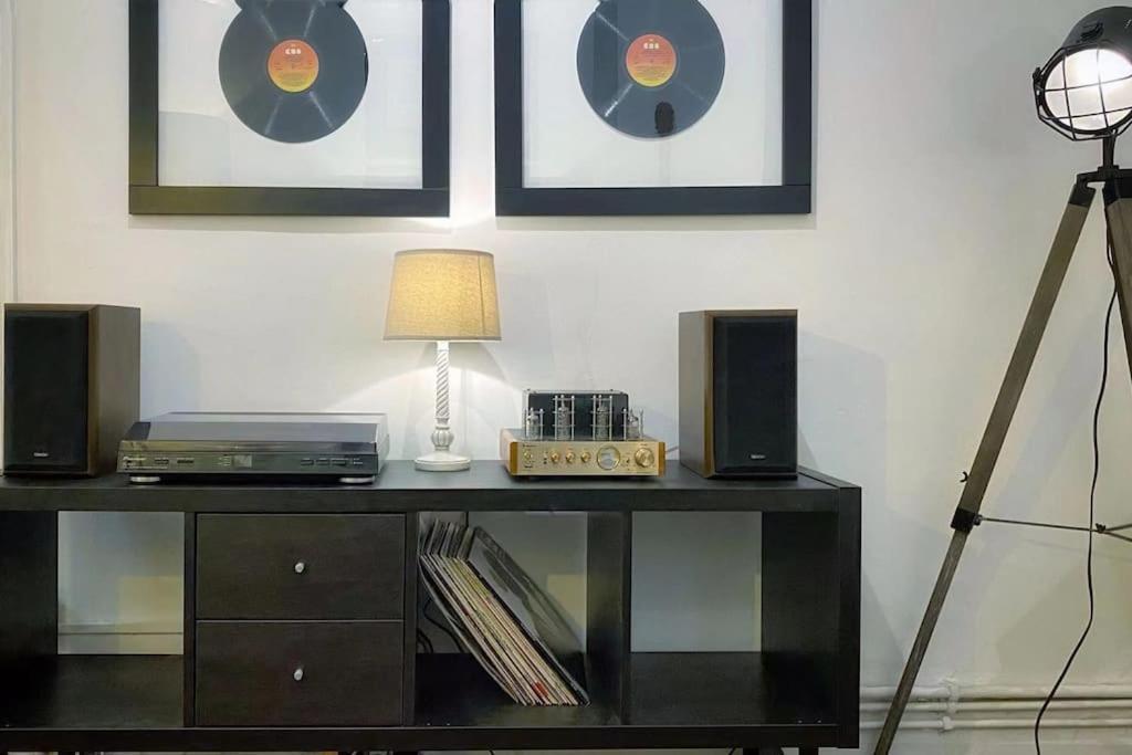 Urban Music Style Townhouse In Swansea City Center Dış mekan fotoğraf