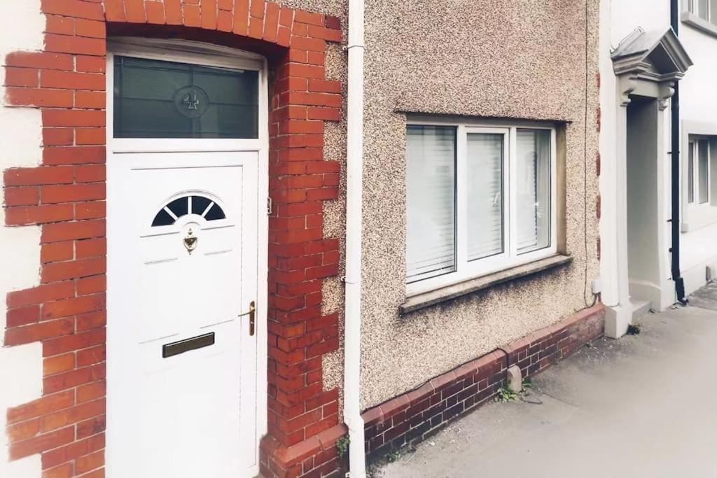 Urban Music Style Townhouse In Swansea City Center Dış mekan fotoğraf