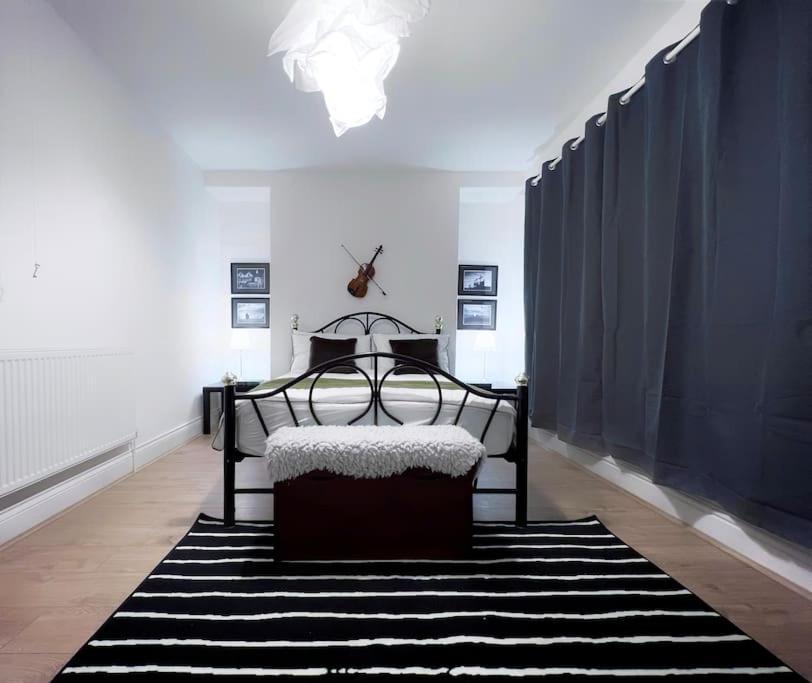 Urban Music Style Townhouse In Swansea City Center Dış mekan fotoğraf